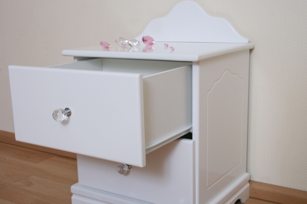 Nachttisch weiß Kristallserie 2