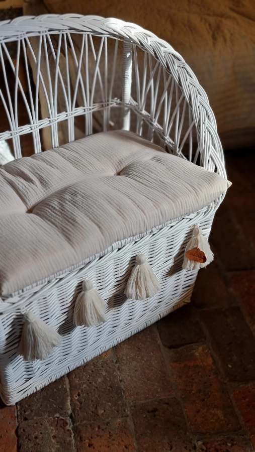 Rattan Kindersessel weiß mit Truhe