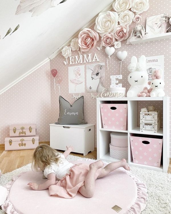 runde Spielmatte mit Rüschen rosa