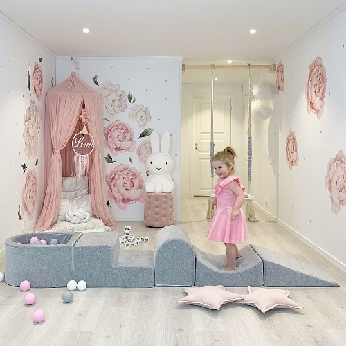 Schaumstoffbausteine Boucle rosa mit Mini-Bällebad