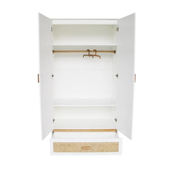 Theo Bebe Schrank Nami Neige weiß-Rattan