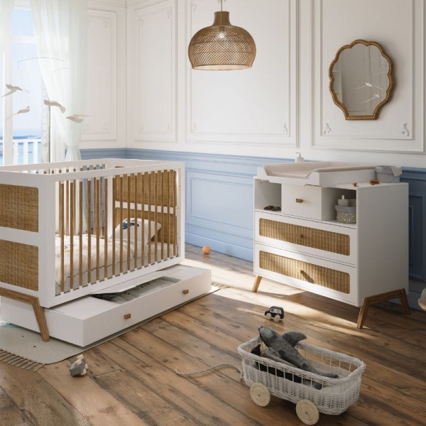 Theo Bebe Kommode Marelia Neige weiß-Rattan