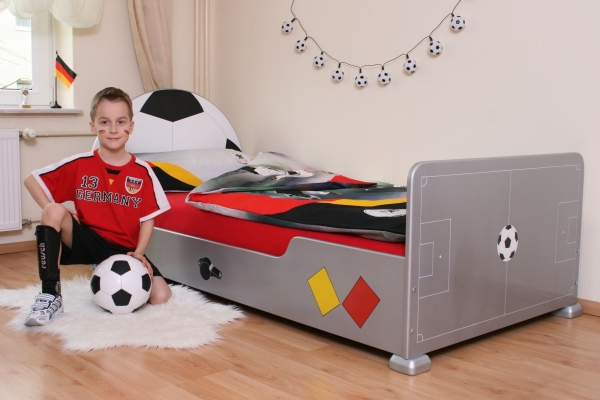 Fußballbett in silber