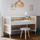 Theo Bebe Babybett Marelia Neige 70x140 weiß-Rattan