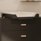 Theo Bebe Kommode Naia Onyx schwarz