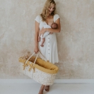 Moseskorb Meeko mit Matratze, Ständer und Textilien Honey gelb