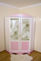 Eckschrank rosa-weiß Kutsche