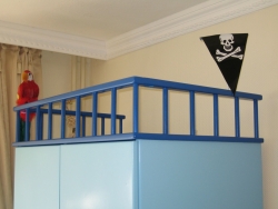 Kleiderschrank Pirat blau