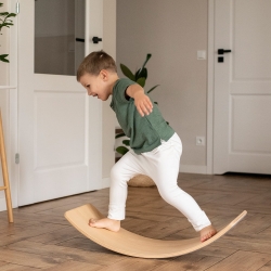 Balance Board Holz mit Filz grn