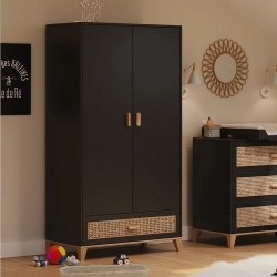 Theo Bebe Schrank Nami Onyx schwarz-Rattan